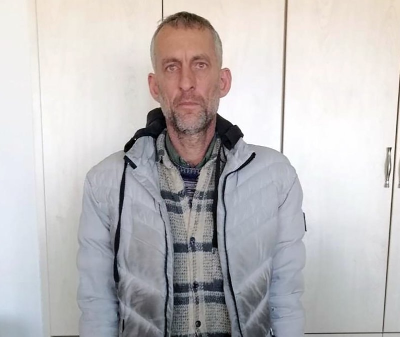 Adana'da dolandırdığı kişilerden çaldığı ürünleri satışa çıkardı