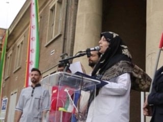 Tahran'da sağlık çalışanları ABD ve İsrail'in hastaneleri hedef almasını protesto etti