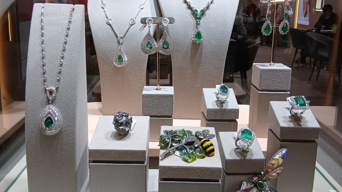 Ariş Pırlanta mücevher fuarının ilgi odağı oldu