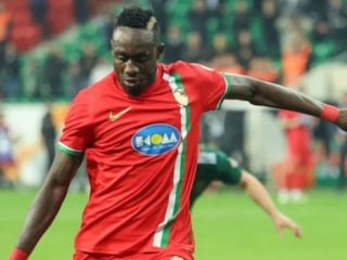 Mbaye Diagne, gol hedefini tutturunca takım arkadaşlarına 2 milyonluk telefon aldı