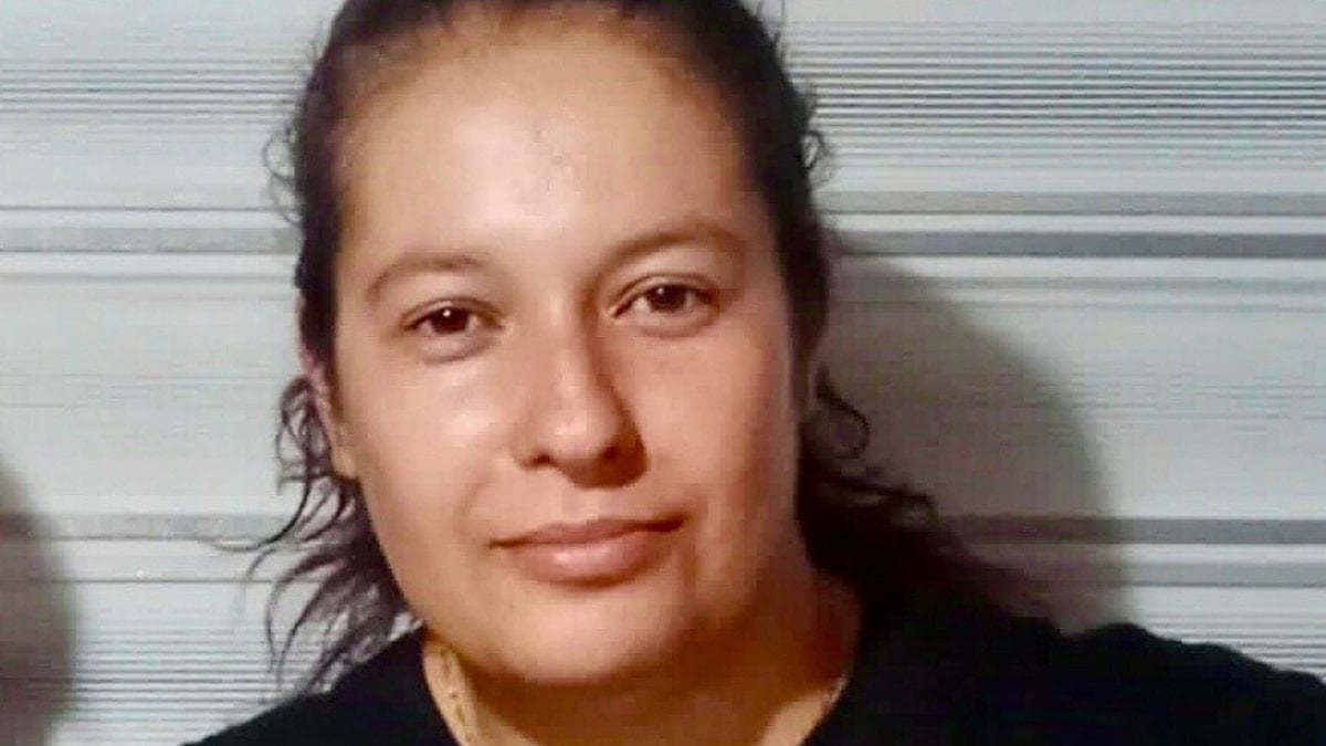 Çanakkale'de tartıştığı eşini av tüfeğiyle vurdu