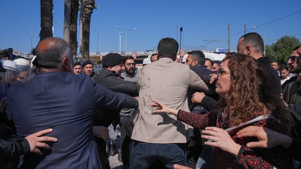 İzmir’de Vakıflar’a devredilen eski DGM binalarının tahliye süreci başladı