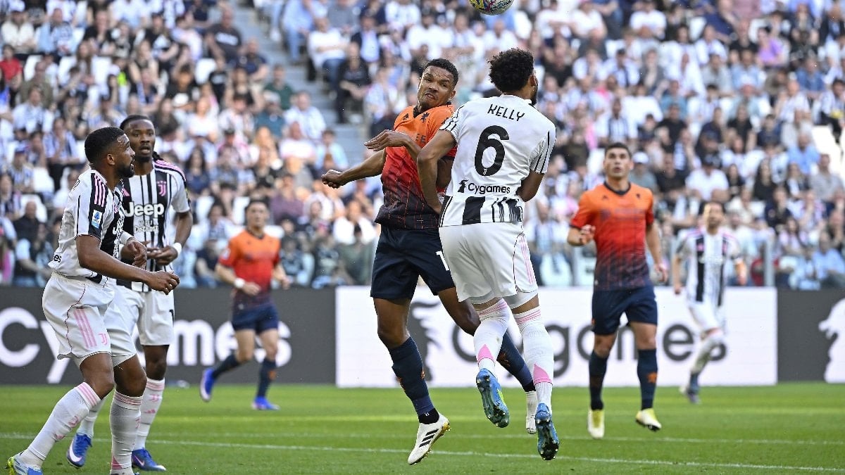 Juventus, Genoa'yı 2-0'lık skorla mağlup etti