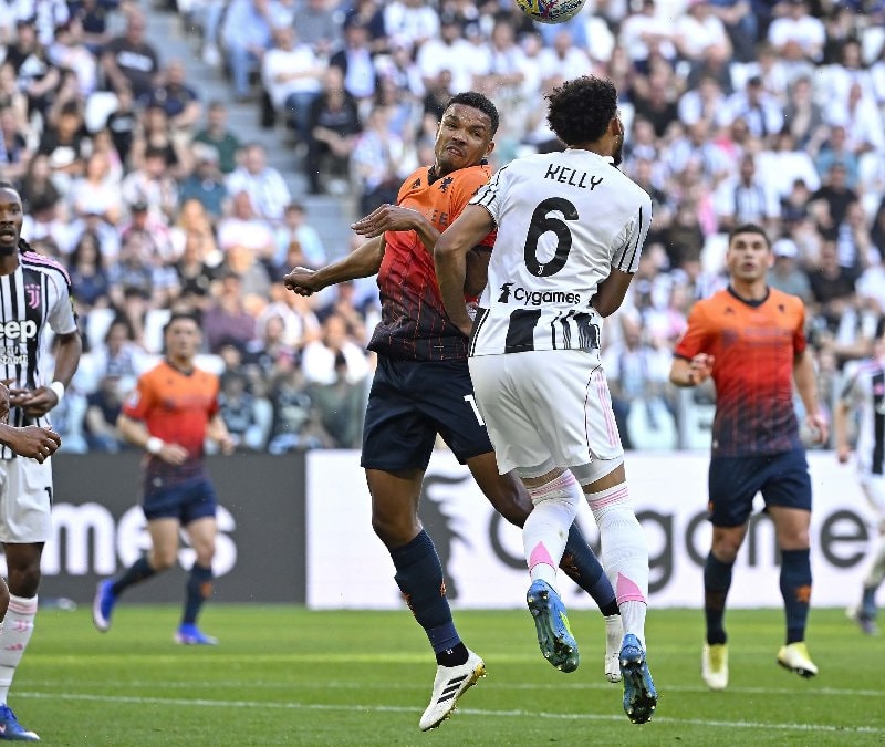 Juventus, Genoa'yı 2-0'lık skorla mağlup etti