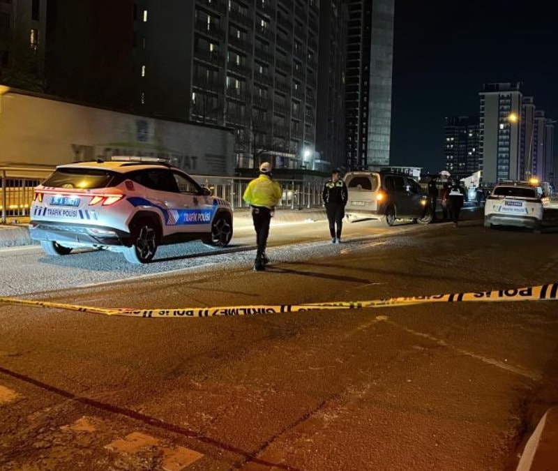 İstanbul Esenyurt'ta yayaya çarpan motosikletin sürücüsü öldü