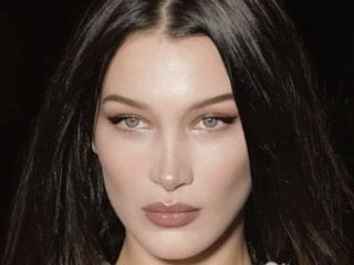 Sağlık problemleri yaşıyordu! Bella Hadid yeni pozlarıyla gündem oldu