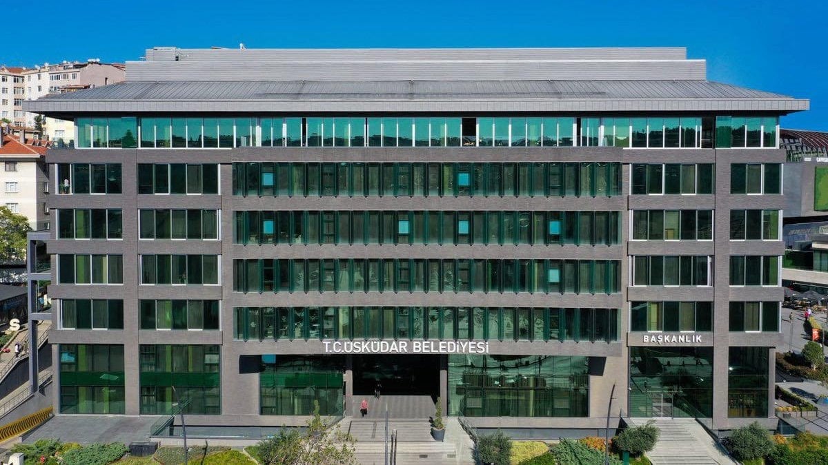 Üsküdar Belediyesi'ne rüşvet operasyonu: 20 gözaltı