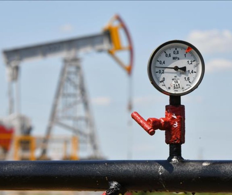 Savaş şartları dengeleri sarstı: Ham petrol fiyatı 4 yılın ardından ilk kez Brent'i geçti