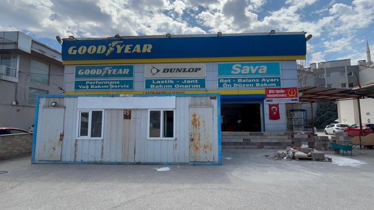 Bursa'da 'yer meselesi' yüzünden tartıştığı komşusunun dükkanının önüne duvar ördü