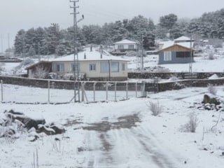 Nisan ayında Ankara'ya kar sürprizi