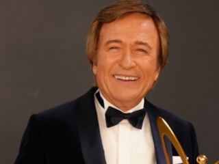 Erol Evgin torunlarını gösterdi! Takipçilerinden yorum yağdı