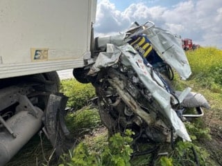 Adana'da tır ile kafa kafaya çarpışan otomobilin sürücüsü öldü