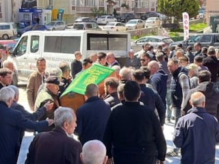 Edirne'de 11 yaşındaki çocuk apartmanın 11'inci katından düşerek can verdi