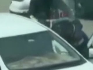 Gaziantep'te tartıştığı sürücüyü aracından indirip darbetti