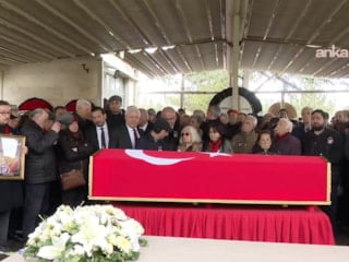 Yalçın Küçük son yolculuğuna uğurlanıyor