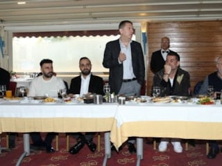 Gençlerbirliği'nde yönetim ve futbolcular yemekte bir araya geldi