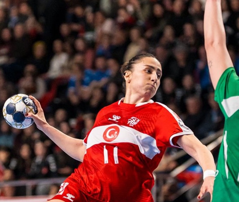 A Milli Kadın Hentbol Takımı, Macaristan'a mağlup oldu