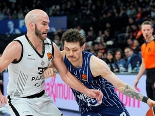 Anadolu Efes, Partizan'ı uzatmada geçti