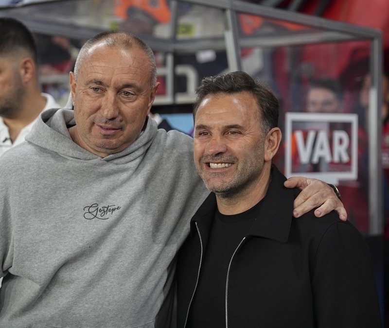 Stanimir Stoilov: Duran toplardan gol yediğimiz için mutlu değiliz