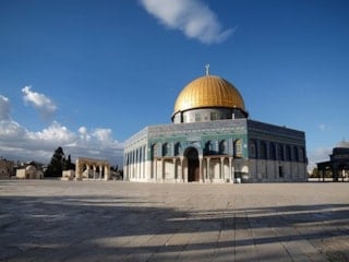 Mescid-i Aksa, 41 gün sonra ibadete açıldı