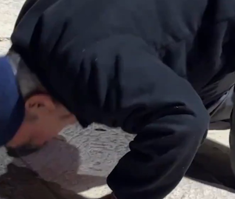 Mescid-i Aksa, 41 gün sonra ibadete açıldı: Gözyaşları sel oldu