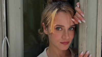 Miray Daner'in eski görüntüleri gündem oldu! İç çamaşırlı hali yorum aldı