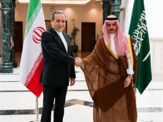 Suudi Arabistan ve İran arasında temas: Dışişleri bakanları görüştü