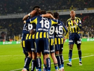 Fenerbahçe son dakikalarda atıyor!
