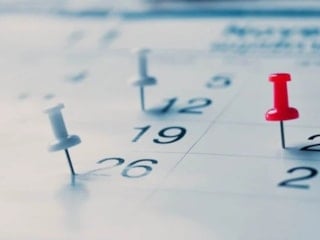 22 Nisan 2026 yarım gün mü? Merak edilen mesai saatleri...