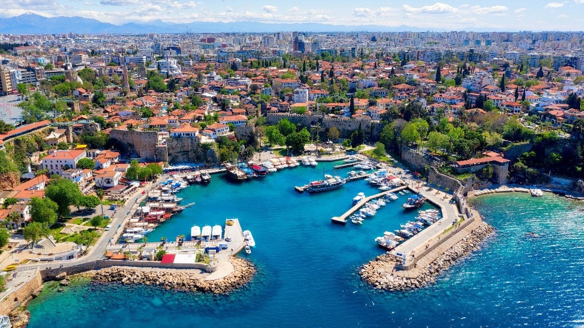 Tatil sezonu öncesi rezervasyon dolandırıcılığına karşı 8 kritik uyarı