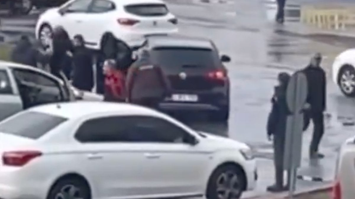 Kayseri'de trafikte kavga amaçlı araçlarından inen sürücü ve yolculara 900 bin lira ceza