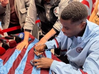 Paul Onuachu imza gününde konuştu: Harika bir sezon geçiriyoruz