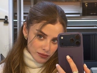 Yoga yaptığı anları paylaştı! İlayda Alişan esnekliğini gösterdi