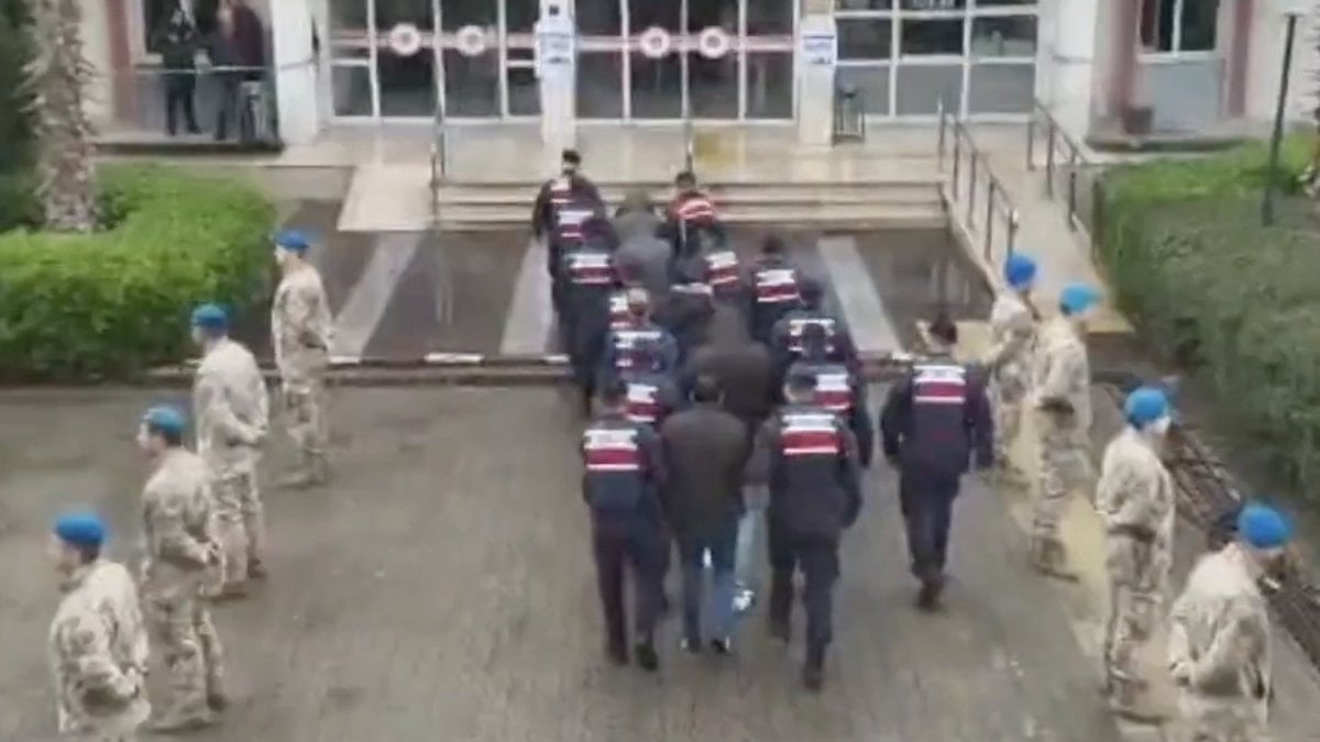 12 ilde 14 organize suç örgütüne operasyon: 83 gözaltı