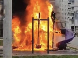 Batman'da çocuk parkında korkutan yangın