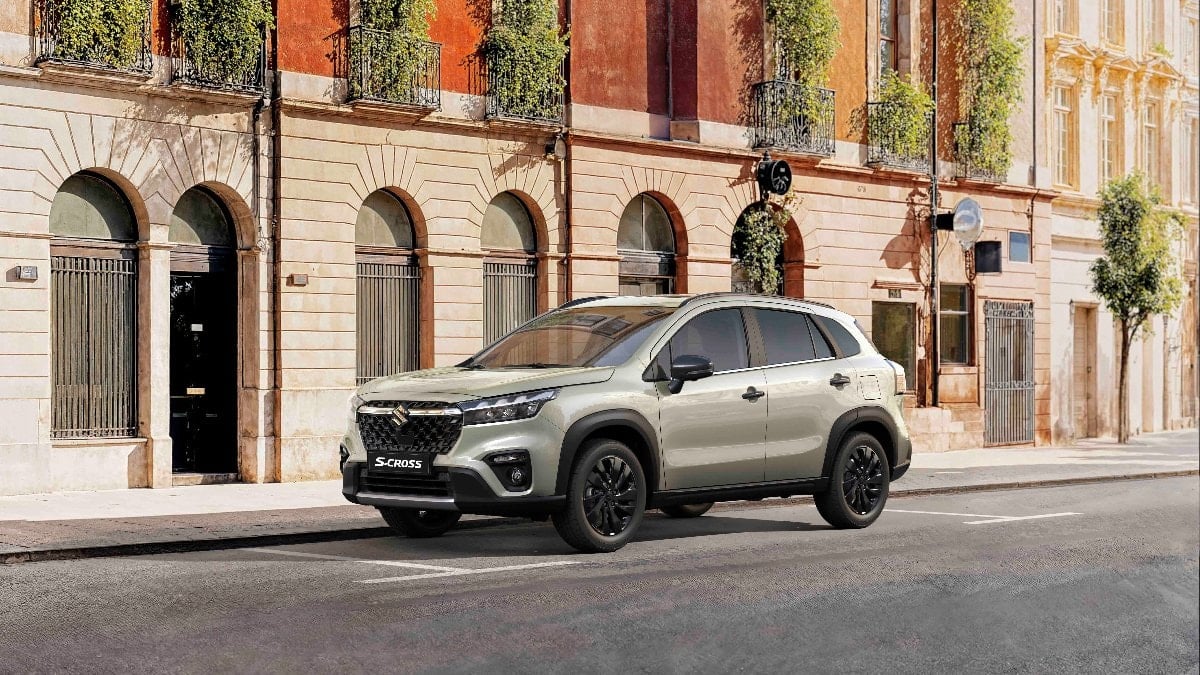 Suzuki Vitara ve S-Cross ‘Siyah Kuşak’a geçti