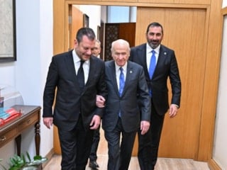 Trabzonspor heyeti, Devlet Bahçeli'yi ziyaret etti