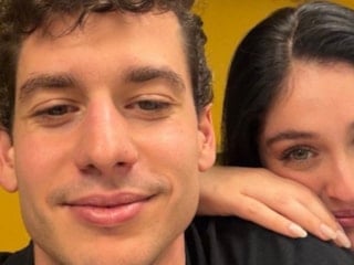 Cemre Baysel, sevgilisi Türk yarış pilotu Cem Bölükbaşı'ndan ayrıldı.