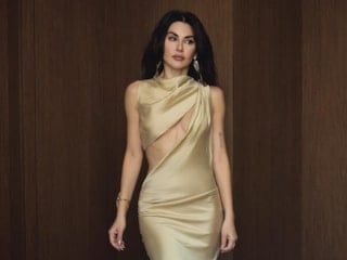 Nesrin Cavadzade, köpeğine doğum günü partisi düzenledi