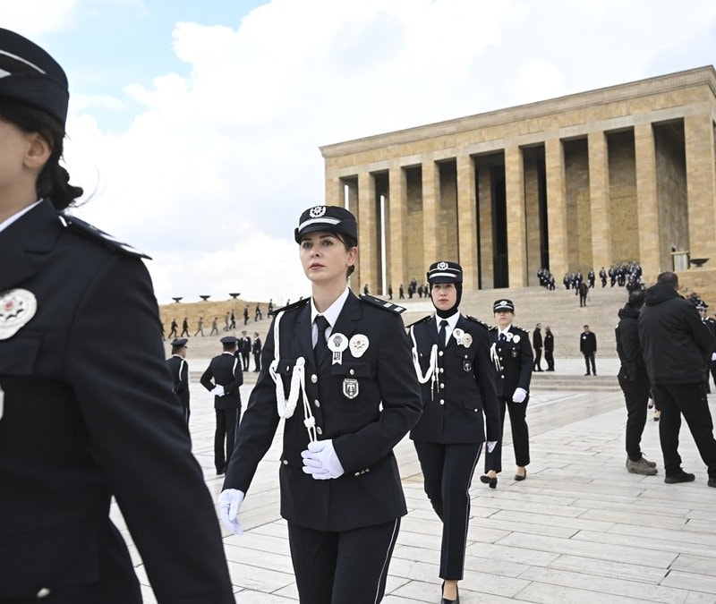 Emniyet teşkilatından Anıtkabir'e '181. yıl' ziyareti