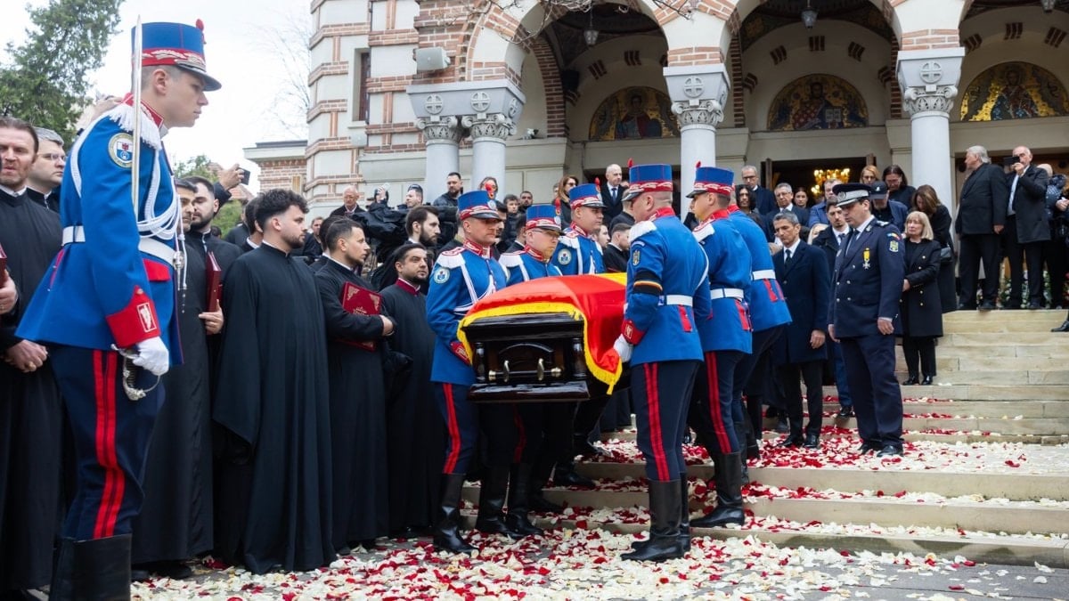 Mircea Lucescu son yolculuğuna uğurlandı