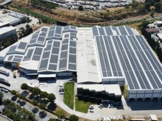 Çağdaş Cam, Türkiye’de ilk kez ürettiği 1,6 mm solar camı sergiledi