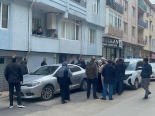Bursa'da 65 yaşındaki kadın evinde boğazı kesilerek öldürüldü