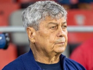 Beşiktaş - Antalyaspor maçında Mircea Lucescu unutulmadı