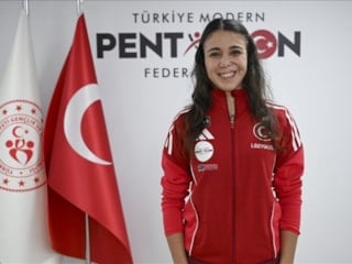 İlke Özyüksel, Dünya Kupası'nda finale yükseldi