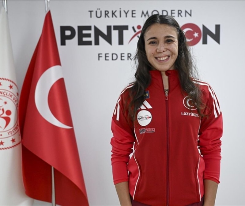 İlke Özyüksel, Dünya Kupası'nda finale yükseldi