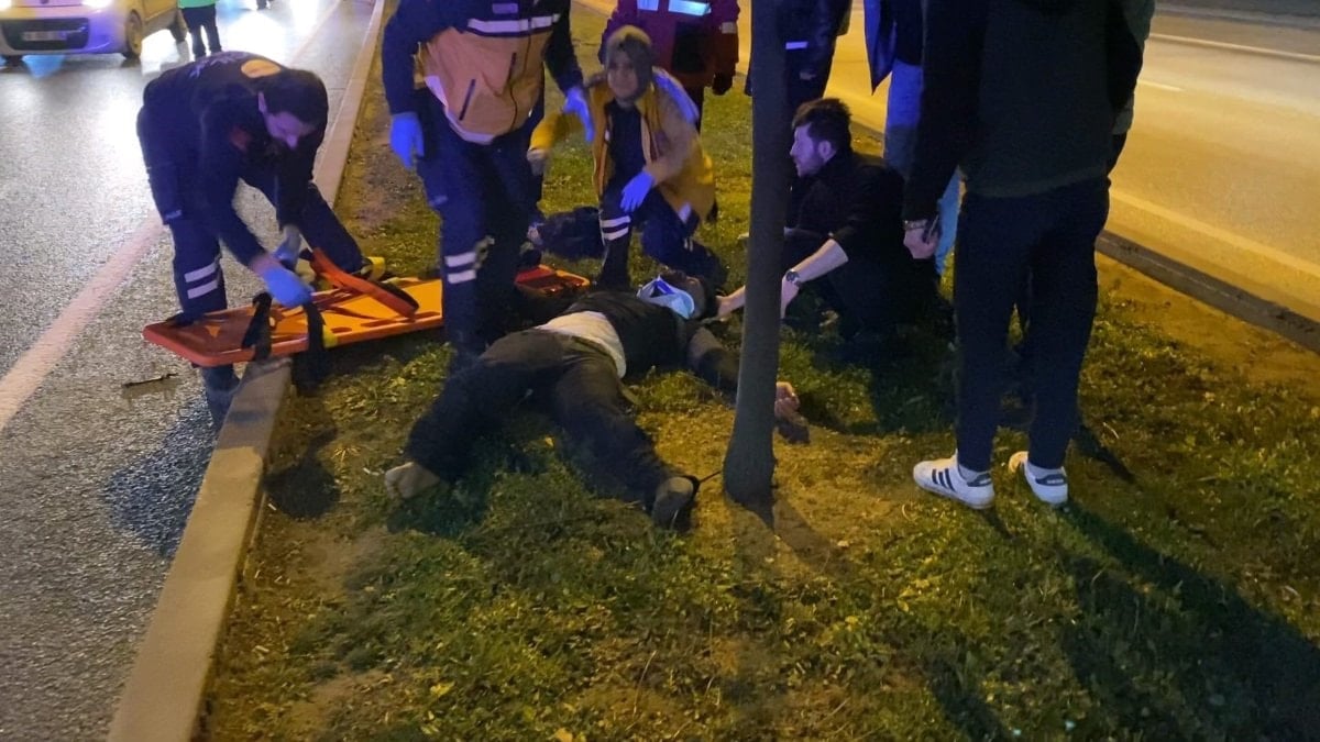 Bursa'da düşürdüğü telefonu alırken otomobil çarptı: Ağır yaralandı