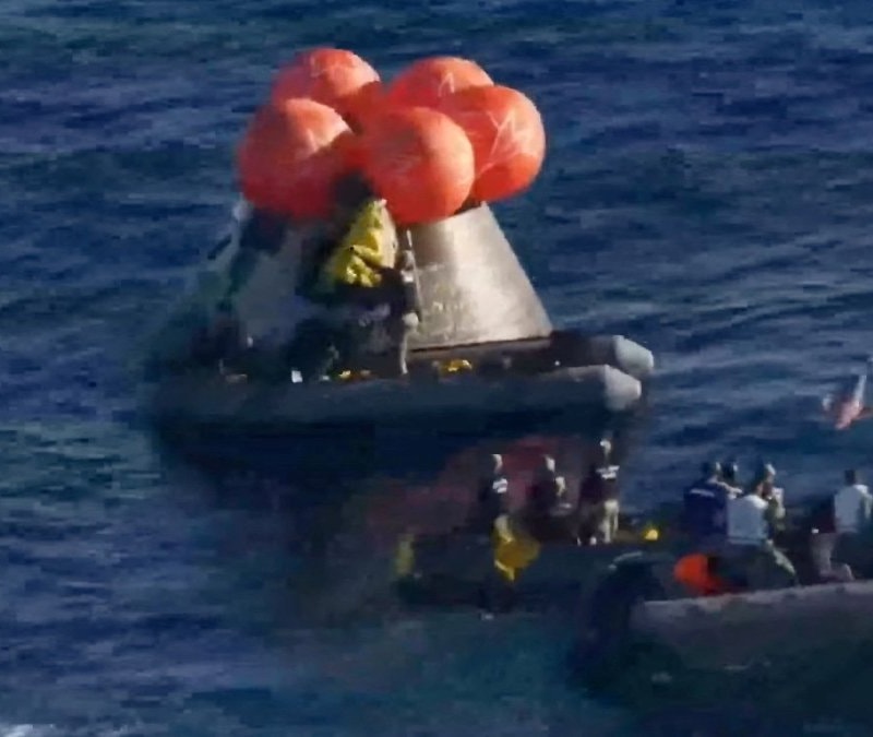 Artemis II ekibi tarihi görevi tamamladı