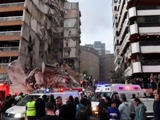 İsrail gece boyunca Lübnan'a saldırdı: 3 kişi hayatını kaybetti