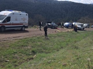 Kütahya'da tamir ettiği aracın altında kalarak hayatını kaybetti